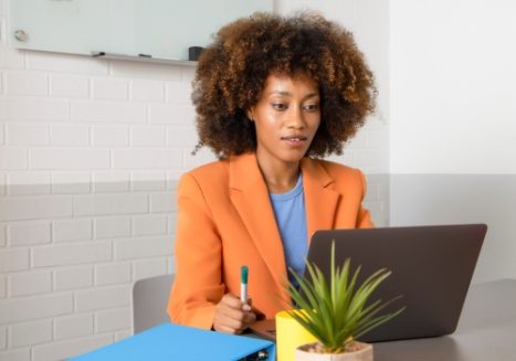 Krappe arbeidsmarkt: niet alleen harder zoeken, maar ook slimmer kijken